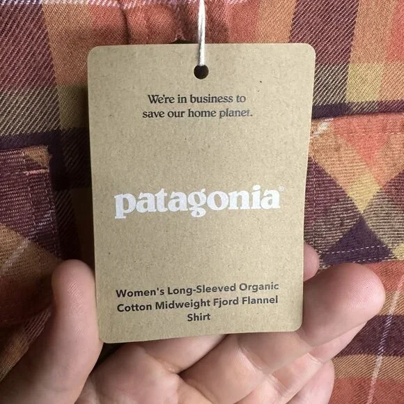 Patagonia Womens LS Organic Cotton Midweight Fjord Flannel NWT Size XS (Burl Red - Picture 15 of 15